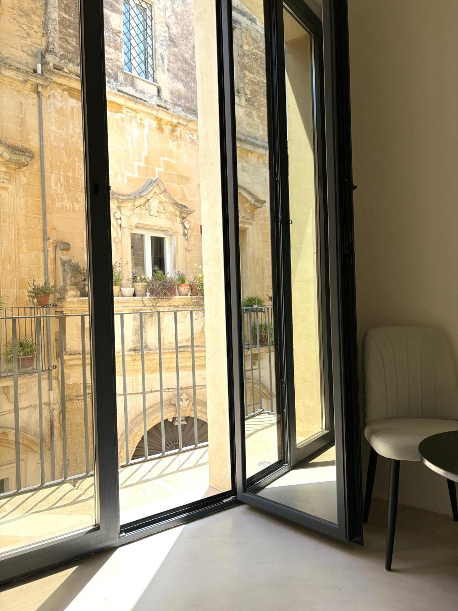 Alora Boutique Suites Lecce Exterior photo