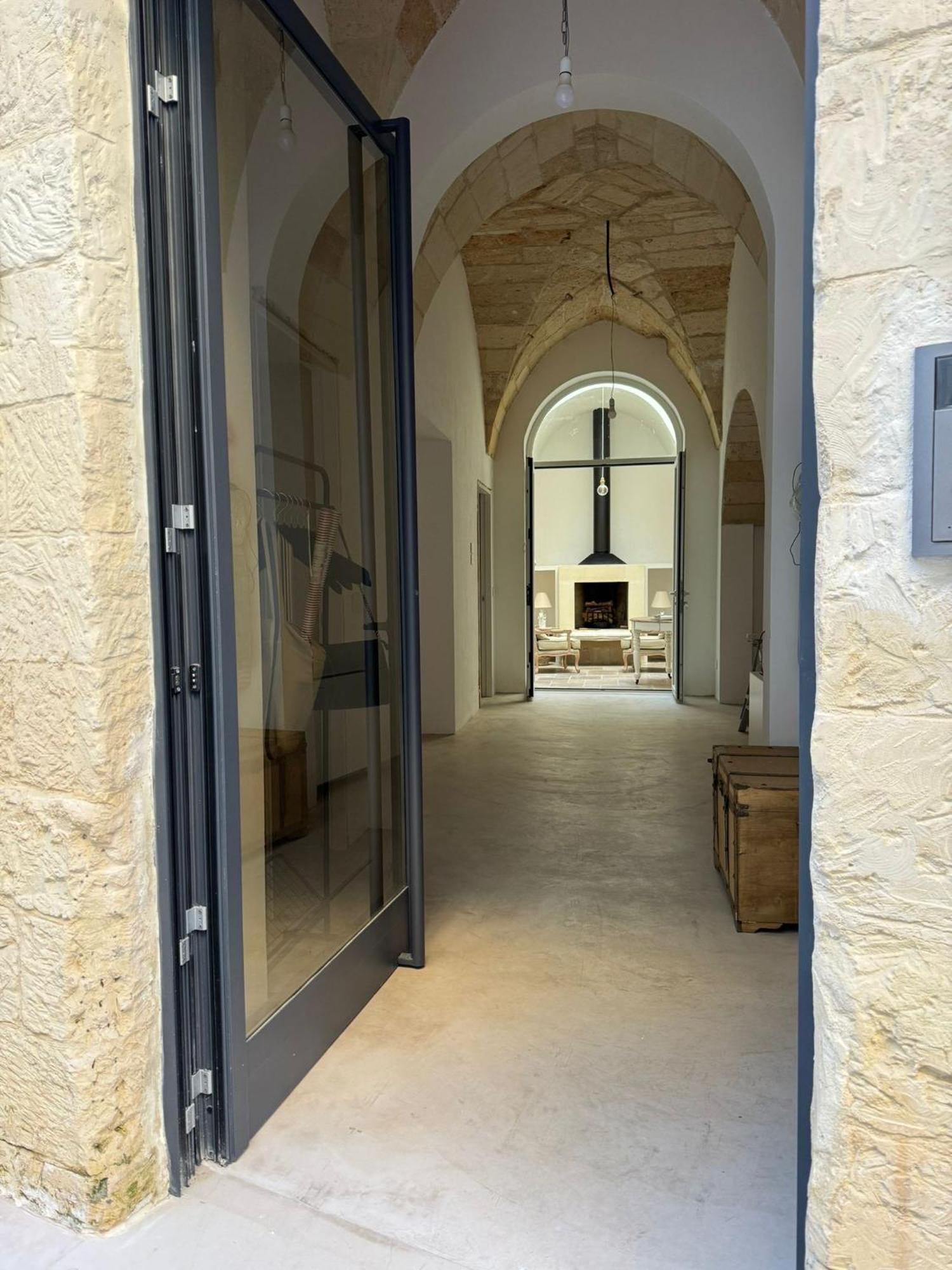 Alora Boutique Suites Lecce Exterior photo
